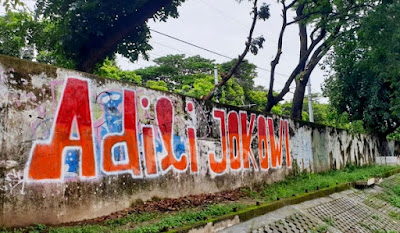 Jokowi Diminta Lakukan Pembuktian Terbalik terkait Gelar Pemimpin Terkorup Versi OCCRP