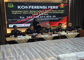 Dirdik Jampidsus Kejagung, Abdul Qohar, dalam jumpa pers di Kejagung, Jakarta Selatan pada Selasa, 25 Februari 2025. FOTO/Net. Ⓒ Hak cipta foto di atas dikembalikan sesungguhnya kepada pemilik foto