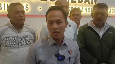 Ⓒ Hak cipta foto di atas dikembalikan sesungguhnya kepada pemilik foto Ⓒ Hak cipta foto di atas dikembalikan sesungguhnya kepada pemilik foto