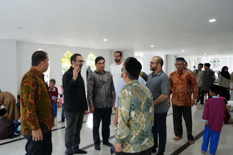 Ⓒ Hak cipta foto di atas dikembalikan sesungguhnya kepada pemilik foto Ⓒ Hak cipta foto di atas dikembalikan sesungguhnya kepada pemilik foto