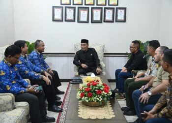 Bupati Aceh Besar Terima Kunjungan Staf Ahli Kementerian Pertanian RI