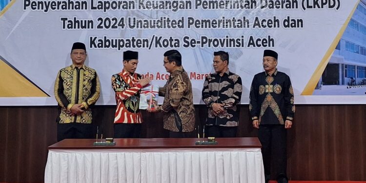 Ⓒ Hak cipta foto di atas dikembalikan sesungguhnya kepada sang pemilik foto Ⓒ Hak cipta foto di atas dikembalikan sesungguhnya kepada pemilik foto