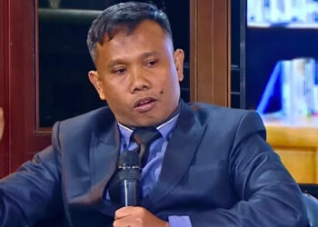 Khozinudin Mainkan Drama Murahan dengan Gugatan Absurd