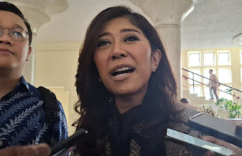 Menteri Komunikasi dan Digital (Menkomdigi), Meutya Hafid di Kompleks Istana Kepresidenan, Jakarta Pusat, Jumat (21/3/2025). FOTO/Net. Ⓒ Hak cipta foto di atas dikembalikan sesungguhnya kepada pemilik foto