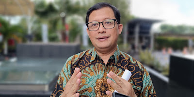 Ⓒ Hak cipta foto di atas dikembalikan sesungguhnya kepada pemilik foto Ⓒ Hak cipta foto di atas dikembalikan sesungguhnya kepada pemilik foto
