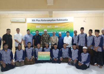 BSI Maslahat kembali menunjukkan kepeduliannya melalui acara gathering rutin tiga bulanan bersama anak-anak Panti Asuhan Rahmania Fortuna Aceh di Desa Blang Panyang, Kota Lhokseumawe. Kegiatan yang digelar pada 9 Maret 2025 lalu ini merupakan gelaran kedua setelah sebelumnya diadakan di Takengon. FOTO/Dok. Yayasan Rahmania Fortuna Aceh. Ⓒ Hak cipta foto di atas dikembalikan sesungguhnya kepada pemilik foto