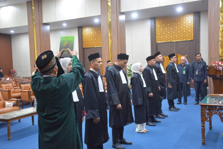 Pegadilan Tinggi Banda Aceh Ambil Sumpah Enam Advocat APSI
