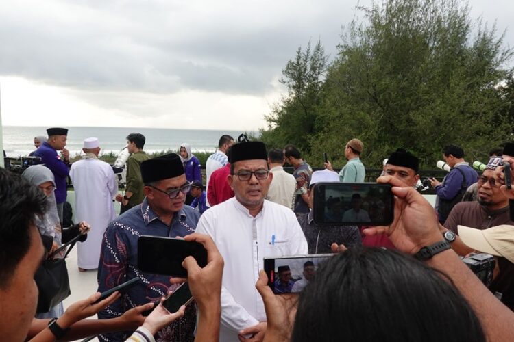 Ⓒ Hak cipta foto di atas dikembalikan sesungguhnya kepada pemilik foto Ⓒ Hak cipta foto di atas dikembalikan sesungguhnya kepada pemilik foto