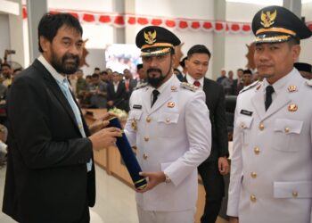 Gubernur Mualem Minta Bupati Aceh Timur Tertibkan Perusahaan Sawit Tak Sesuai HGU