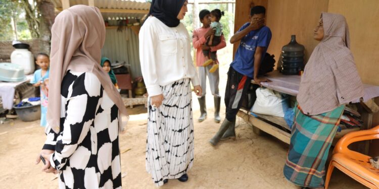 Ⓒ Hak cipta foto di atas dikembalikan sesungguhnya kepada sang pemilik foto Ⓒ Hak cipta foto di atas dikembalikan sesungguhnya kepada pemilik foto