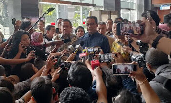 Anies Hadiri Sidang Perdana Tom Lembong: Harapannya Hakim Mementingkan Kebenaran