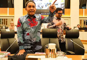 Sindir Anies, Akun Raja Juli Diserbu Netizen: Lu Menteri Hasil Giveaway Gausah Macam-macam