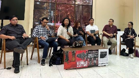 Ⓒ Hak cipta foto di atas dikembalikan sesungguhnya kepada pemilik foto Ⓒ Hak cipta foto di atas dikembalikan sesungguhnya kepada pemilik foto