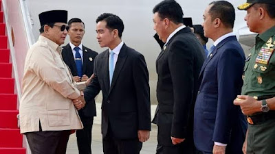 Ⓒ Hak cipta foto di atas dikembalikan sesungguhnya kepada sang pemilik foto Ⓒ Hak cipta foto di atas dikembalikan sesungguhnya kepada pemilik foto