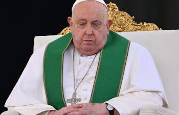 Ⓒ Hak cipta foto di atas dikembalikan sesungguhnya kepada sang pemilik foto Ⓒ Hak cipta foto di atas dikembalikan sesungguhnya kepada pemilik foto