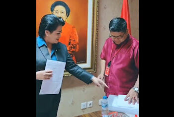 Foto Connie Rahakundini Bakrie bersama Hasto Kristiyanto. FOTO/Net. Ⓒ Hak cipta foto di atas dikembalikan sesungguhnya kepada pemilik foto