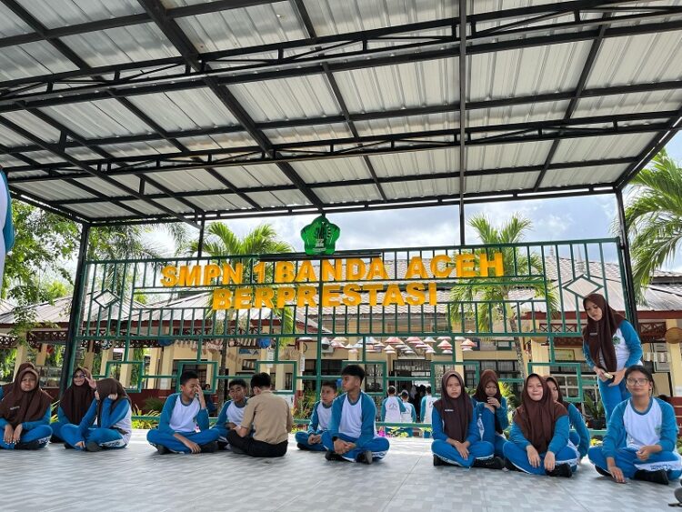 Ⓒ Hak cipta foto di atas dikembalikan sesungguhnya kepada pemilik foto Ⓒ Hak cipta foto di atas dikembalikan sesungguhnya kepada pemilik foto