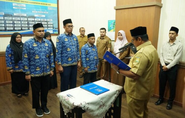 Ⓒ Hak cipta foto di atas dikembalikan sesungguhnya kepada pemilik foto Ⓒ Hak cipta foto di atas dikembalikan sesungguhnya kepada pemilik foto