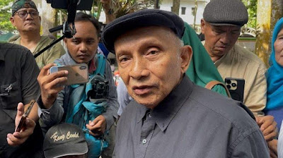 Ⓒ Hak cipta foto di atas dikembalikan sesungguhnya kepada sang pemilik foto Ⓒ Hak cipta foto di atas dikembalikan sesungguhnya kepada pemilik foto