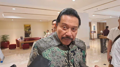 Ⓒ Hak cipta foto di atas dikembalikan sesungguhnya kepada sang pemilik foto Ⓒ Hak cipta foto di atas dikembalikan sesungguhnya kepada pemilik foto