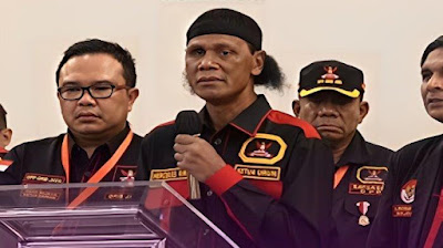 Ⓒ Hak cipta foto di atas dikembalikan sesungguhnya kepada sang pemilik foto Ⓒ Hak cipta foto di atas dikembalikan sesungguhnya kepada pemilik foto