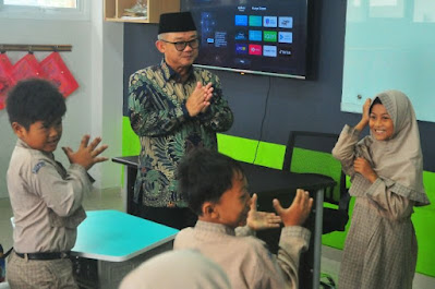 Ⓒ Hak cipta foto di atas dikembalikan sesungguhnya kepada pemilik foto Ⓒ Hak cipta foto di atas dikembalikan sesungguhnya kepada pemilik foto