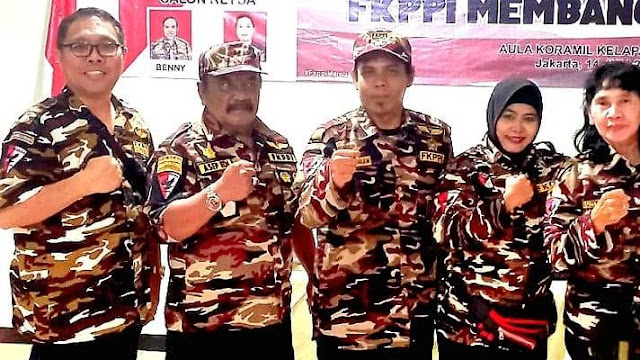 Ⓒ Hak cipta foto di atas dikembalikan sesungguhnya kepada pemilik foto Ⓒ Hak cipta foto di atas dikembalikan sesungguhnya kepada pemilik foto