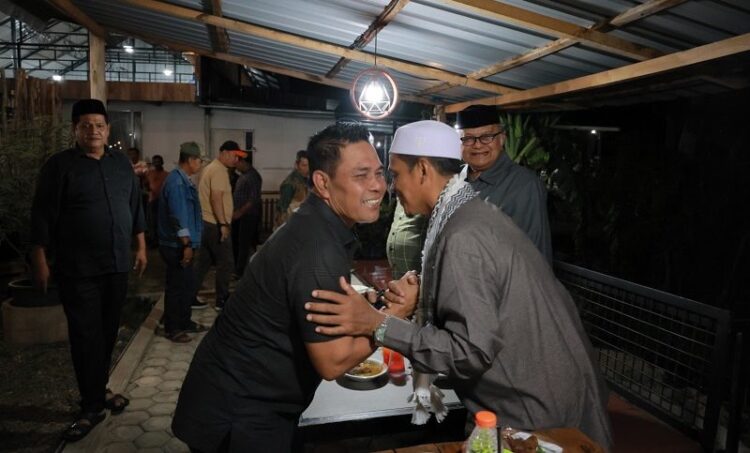 Bupati Syeh Muharram Lakukan Pertemuan Dengan Tokoh Masyarakat Peukan Bada