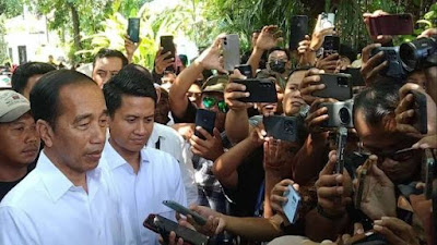 Ⓒ Hak cipta foto di atas dikembalikan sesungguhnya kepada sang pemilik foto Ⓒ Hak cipta foto di atas dikembalikan sesungguhnya kepada pemilik foto