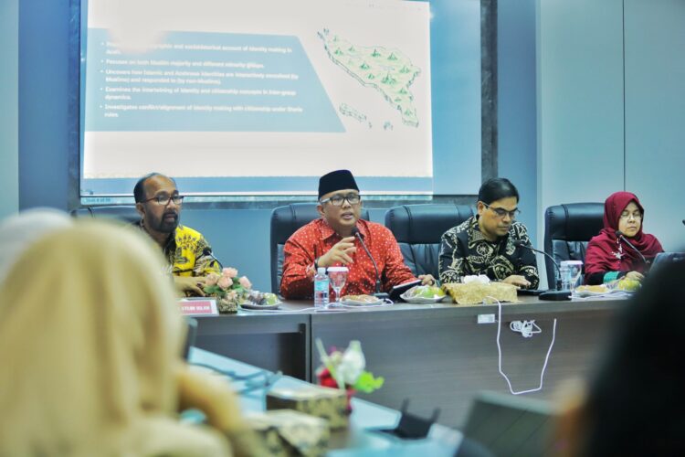 Buku tentang Syariat, Identitas, dan Kewargaan di Aceh diluncurkan di UIN Ar-Raniry