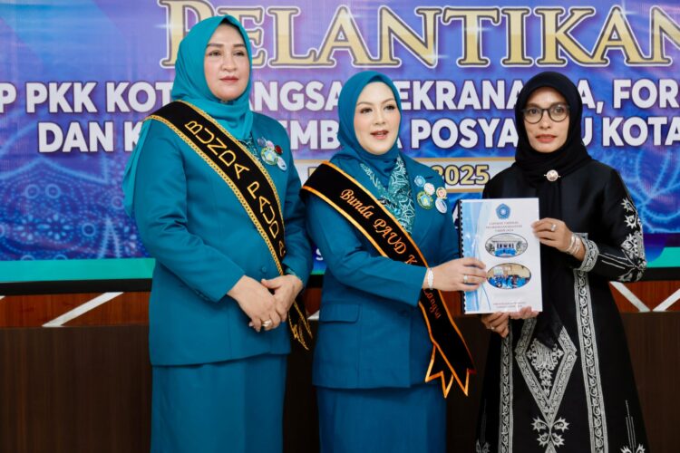 Ketua TP PKK Aceh Lantik Pengurus Baru Langsa, Tekankan Sinergi dan Peran Strategis Perempuan