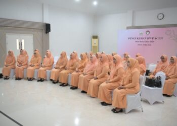 Prosesi pengukuhan DWP Aceh berlangsung secara daring via konferensi video, di Aula Sekretariat DWP Aceh, Kamis (15/5/2025). FOTO/Net. Ⓒ Hak cipta foto di atas dikembalikan sesungguhnya kepada pemilik foto