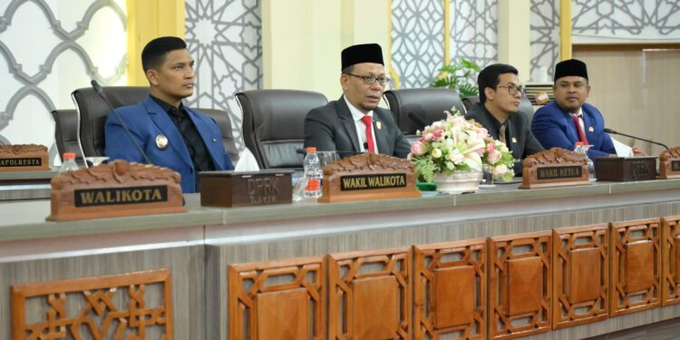 Ⓒ Hak cipta foto di atas dikembalikan sesungguhnya kepada sang pemilik foto Ⓒ Hak cipta foto di atas dikembalikan sesungguhnya kepada pemilik foto