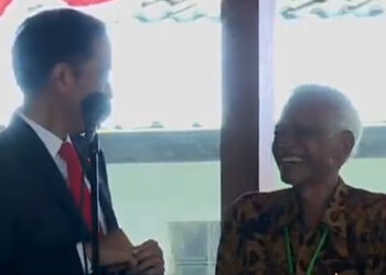 Kasmudjo mengungkap saat Jokowi kuliah tahun 1980-1985, dia masih menjadi dosen golongan IIIb atau asisten dosen. FOTO/Tangkapan Layar. Ⓒ Hak cipta foto di atas dikembalikan sesungguhnya kepada pemilik foto