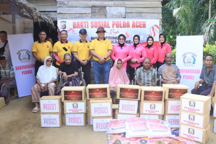 Achmad Kartiko dan Ketua Bhayangkari Gelar Bakti Sosial di Aceh Utara