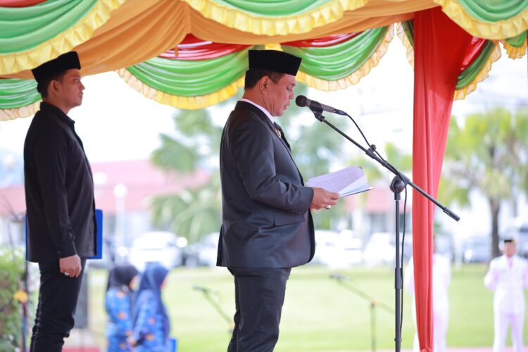 Bupati Aceh Besar Pimpin Upacara HUT le-41 Kota Jantho dan Hardiknas 2025