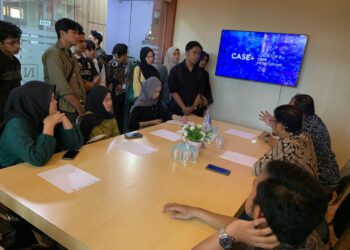 Kajari Banda Aceh Antar 50 Tersangka ke Kantor Hukum Nourman