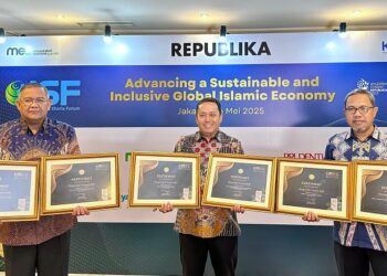 Pemerintah Aceh Raih Enam Penghargaan di Anugerah Adinata Syariah 2025