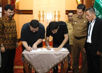 Gubernur Mualem dan Flora Agung Grup Sepakat Bangun Prabrik Minyak Goreng di Aceh