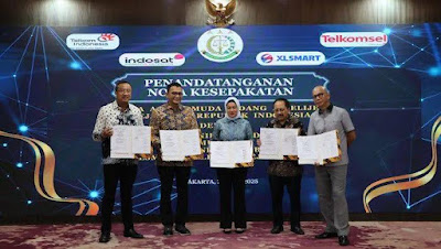 Ⓒ Hak cipta foto di atas dikembalikan sesungguhnya kepada pemilik foto Ⓒ Hak cipta foto di atas dikembalikan sesungguhnya kepada pemilik foto