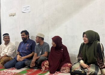 Mualem Takziah ke Rumah Duka Almarhum Ayah Imran Pasee