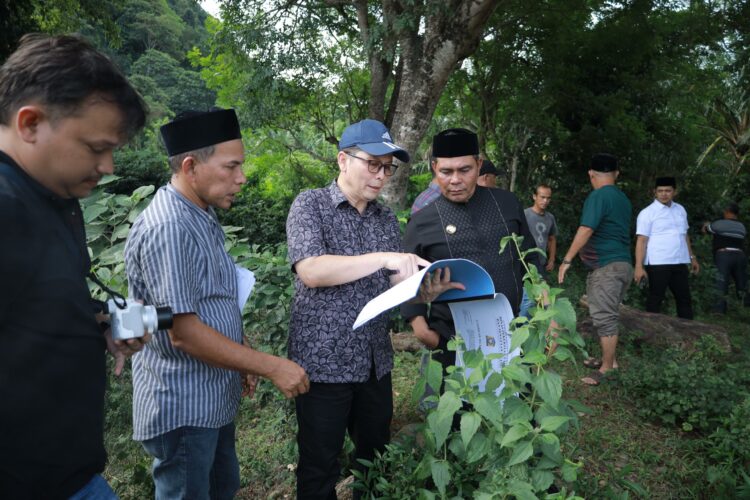 Bupati Syech Muharram Tinjau Irigasi di Lhoong