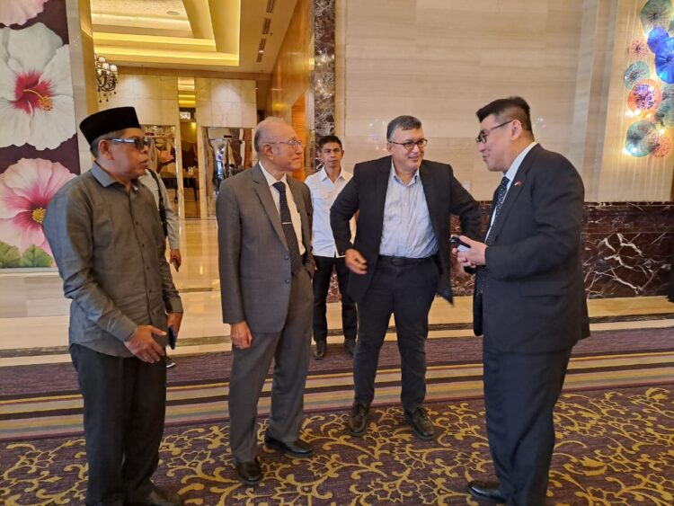 Ⓒ Hak cipta foto di atas dikembalikan sesungguhnya kepada pemilik foto
