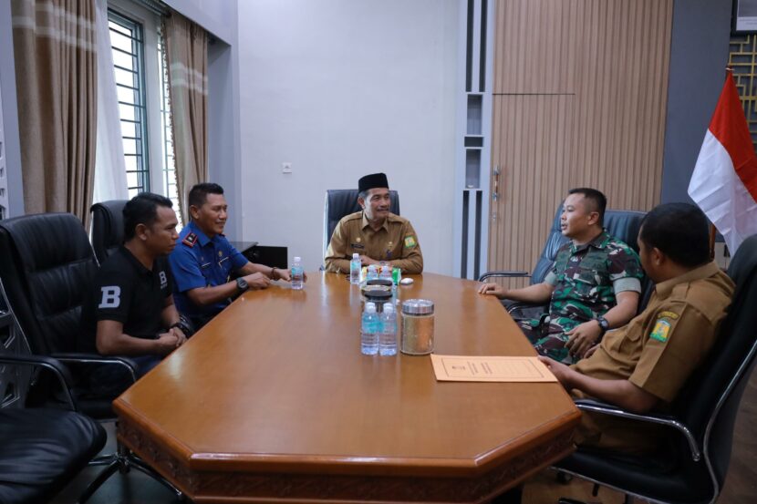 Wabup Aceh Besar Terima Silaturahmi Danyonif 117/KY