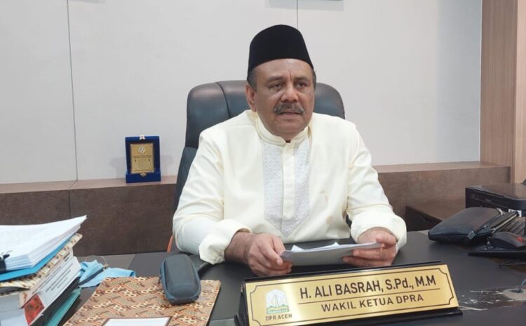 Ⓒ Hak cipta foto di atas dikembalikan sesungguhnya kepada pemilik foto Ⓒ Hak cipta foto di atas dikembalikan sesungguhnya kepada pemilik foto