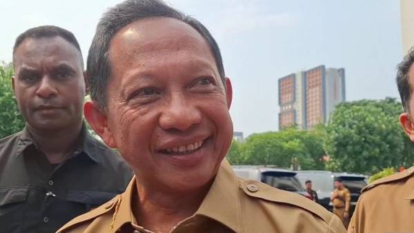 Ⓒ Hak cipta foto di atas dikembalikan sesungguhnya kepada pemilik foto Ⓒ Hak cipta foto di atas dikembalikan sesungguhnya kepada pemilik foto