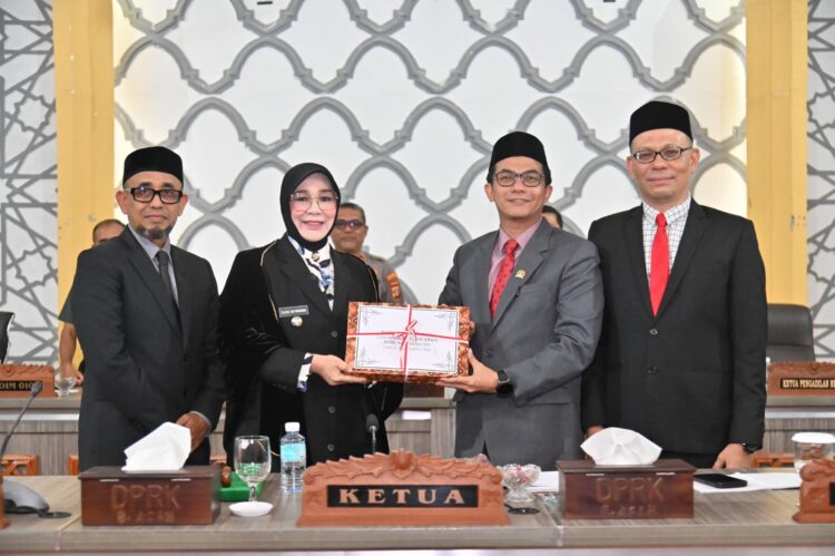 DPRK Banda Aceh Gelar Paripurna Penyerahan Raqan Pertanggungjawaban APBK 2024