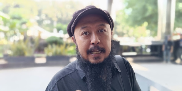 Ⓒ Hak cipta foto di atas dikembalikan sesungguhnya kepada pemilik foto Ⓒ Hak cipta foto di atas dikembalikan sesungguhnya kepada pemilik foto