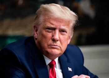 Serangkaian ledakan mengguncang ibu kota Iran, Teheran, pada Senin malam waktu setempat, 16 Juni 2025 hanya beberapa saat setelah Presiden Amerika Serikat Donald Trump menyerukan kepada warga sipil Teheran di Iran untuk segera meninggalkan kota tersebut. Ⓒ Hak cipta foto di atas dikembalikan sesungguhnya kepada pemilik foto