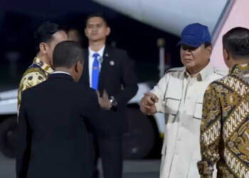Presiden Prabowo Harus Lepas dari Bayang Bayang Jokowi, Sikat Geng Solo!